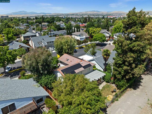 3140 Thistledown Ct, Pleasanton, CA 94588