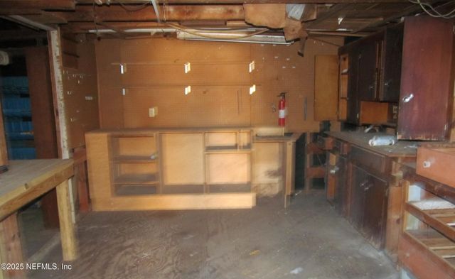 5020 BILKEN Drive E, Jacksonville, FL 32210