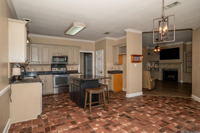 11940 River Highlands Drive, Maurepas, LA 70449