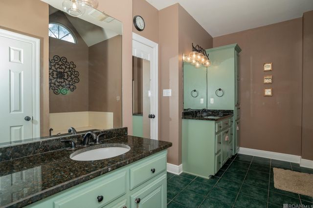 11940 River Highlands Drive, Maurepas, LA 70449