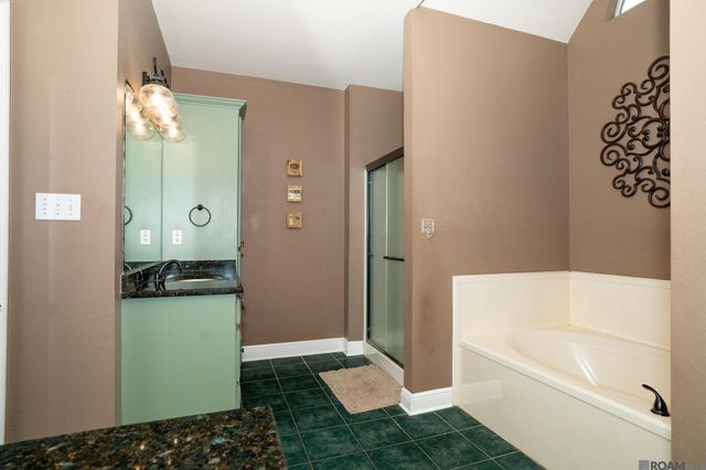 11940 River Highlands Drive, Maurepas, LA 70449