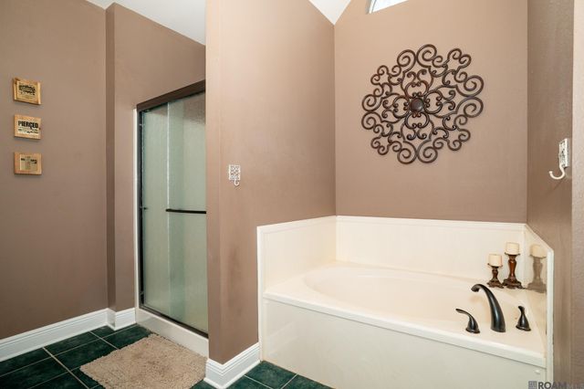 11940 River Highlands Drive, Maurepas, LA 70449