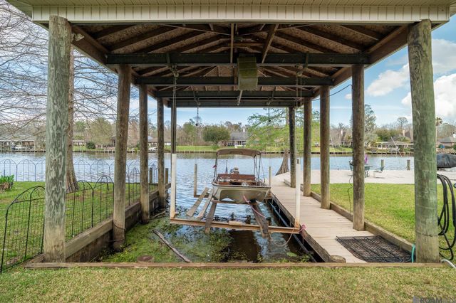 11940 River Highlands Drive, Maurepas, LA 70449