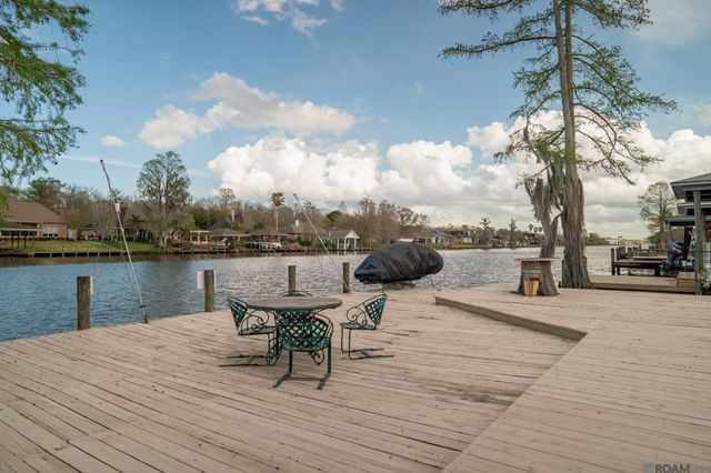 11940 River Highlands Drive, Maurepas, LA 70449