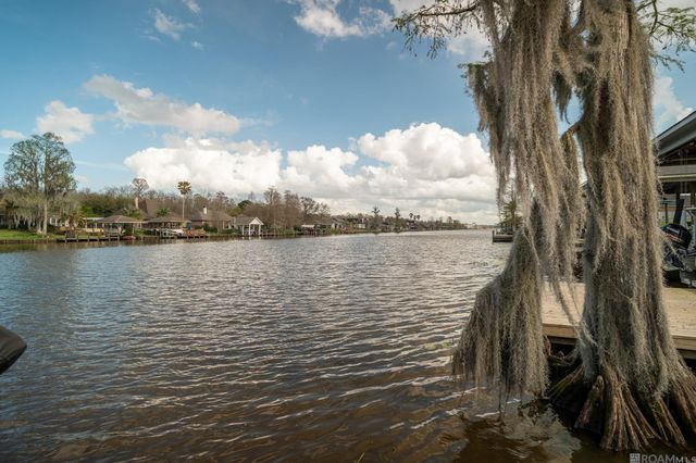 11940 River Highlands Drive, Maurepas, LA 70449