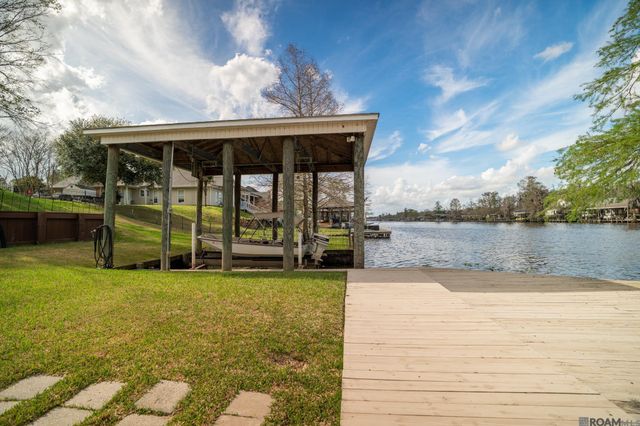 11940 River Highlands Drive, Maurepas, LA 70449