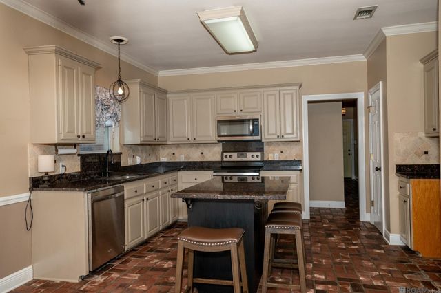 11940 River Highlands Drive, Maurepas, LA 70449