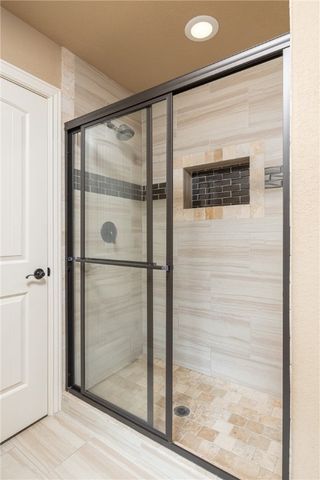 420 Lone Jack Drive, Fayetteville, AR 72704