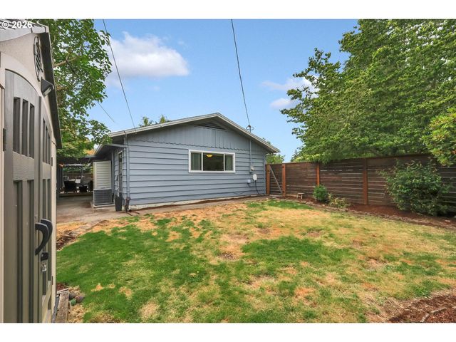 9760 Sw INGLEWOOD Pl, Portland, OR 97225