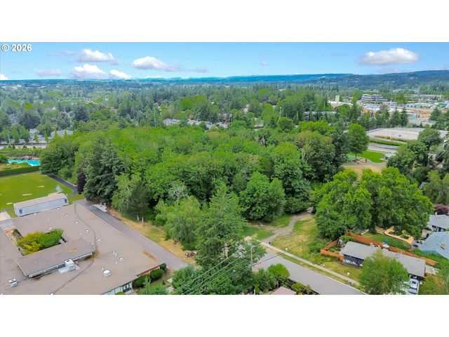 9760 Sw INGLEWOOD Pl, Portland, OR 97225