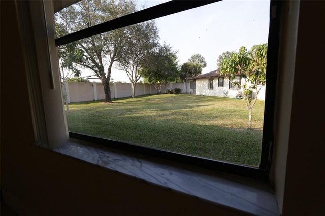 2987 NW 110th Avenue, Sunrise, FL 33322