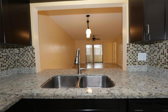 2987 NW 110th Avenue, Sunrise, FL 33322
