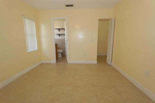 2987 NW 110th Avenue, Sunrise, FL 33322