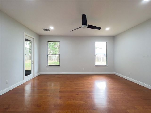 216 BLUE CRYSTAL DRIVE, Deland, FL 32720