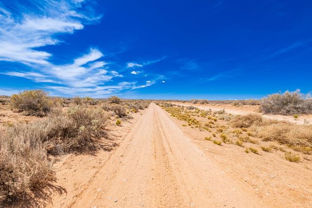4289 Lomatas Loop NE U17, B31, L9, Rio Rancho, NM 87144