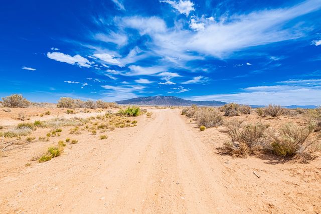 4289 Lomatas Loop NE U17, B31, L9, Rio Rancho, NM 87144