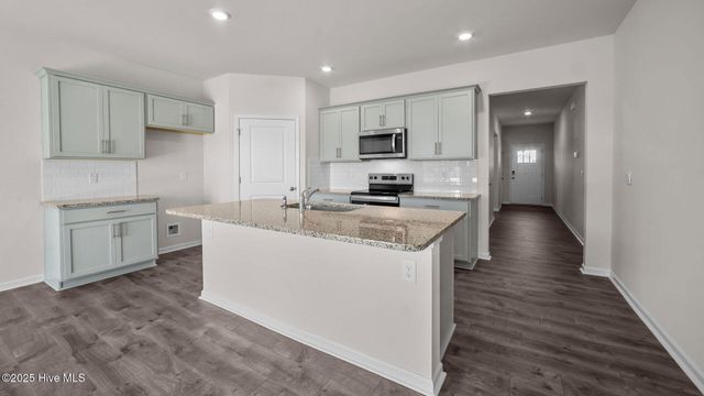 1503 Stonebriar Drive, Winterville, NC 28590