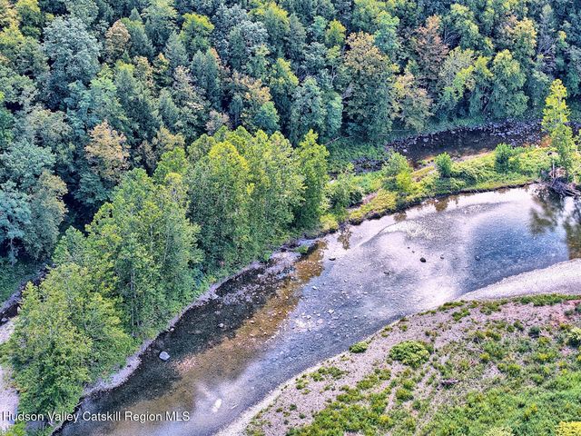 70 Horseneck Road, Freehold, NY 12431