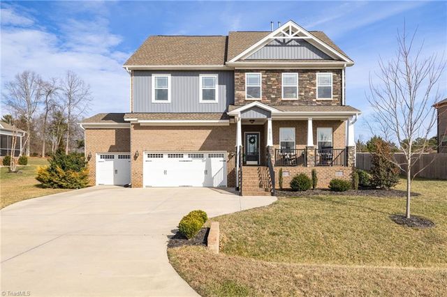 8012 Northwest Meadows Drive, Stokesdale, NC 27357