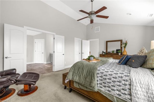 8012 Northwest Meadows Drive, Stokesdale, NC 27357