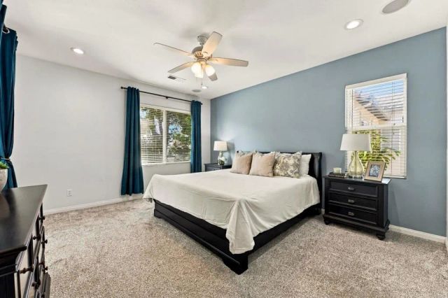 7427 Healis Place, San Diego, CA 92129