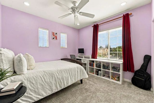 7427 Healis Place, San Diego, CA 92129