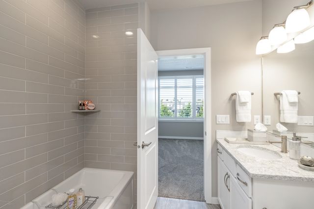 2377 W Summit Pkwy, Spokane, WA 99201