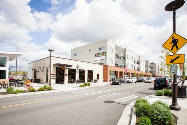 2377 W Summit Pkwy, Spokane, WA 99201