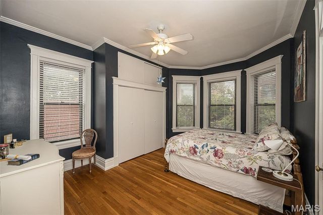 19 N Taylor Avenue 2N, St Louis, MO 63108