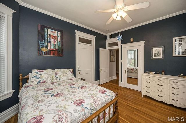 19 N Taylor Avenue 2N, St Louis, MO 63108