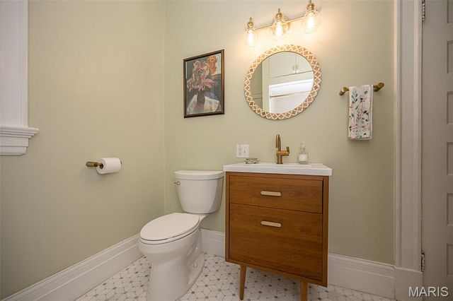 19 N Taylor Avenue 2N, St Louis, MO 63108
