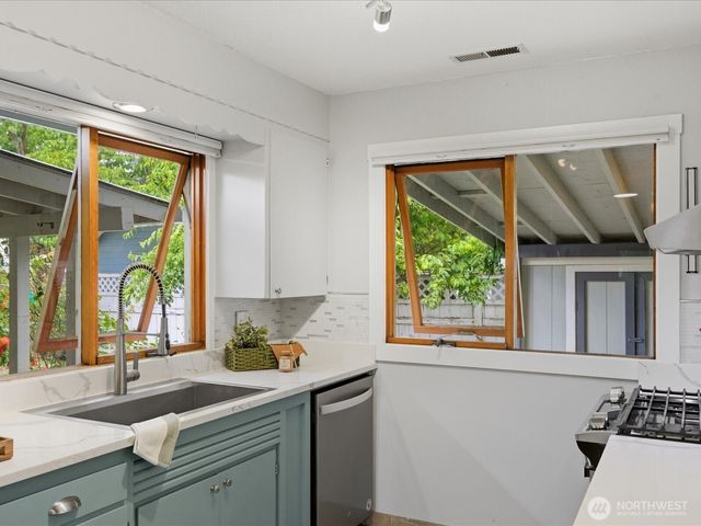 301 W Plum Street, Centralia, WA 98531