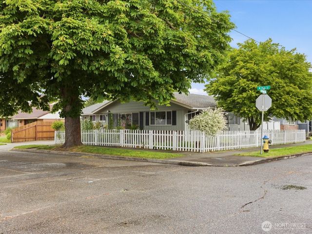 301 W Plum Street, Centralia, WA 98531