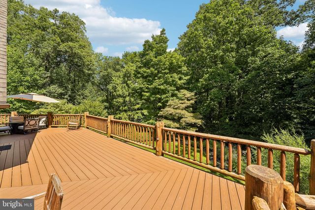 2135 SAINT PETERS RD, Pottstown, PA 19465