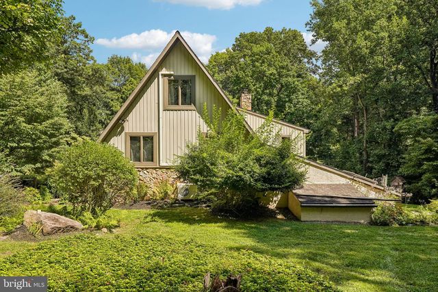 2135 SAINT PETERS RD, Pottstown, PA 19465