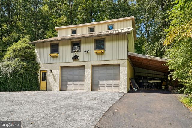 2135 SAINT PETERS RD, Pottstown, PA 19465