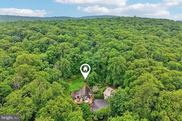 2135 SAINT PETERS RD, Pottstown, PA 19465