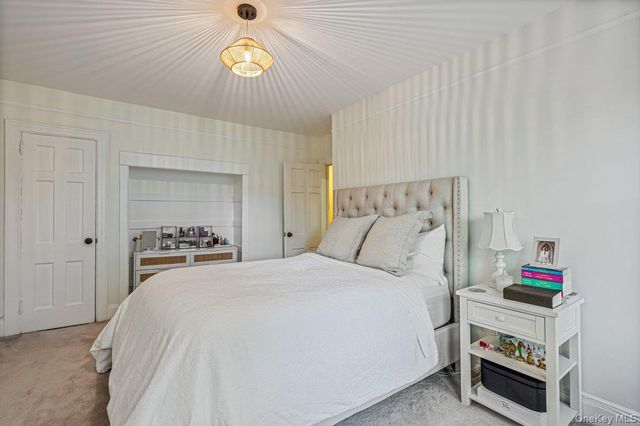 67-52 Ingram Street, Forest Hills, NY 11375