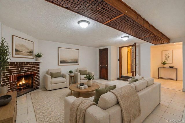 67-52 Ingram Street, Forest Hills, NY 11375