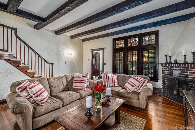 67-52 Ingram Street, Forest Hills, NY 11375