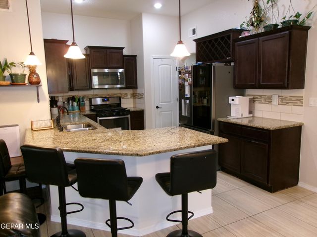 824 CATERICK Street, El Paso, TX 79928