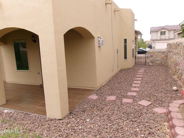 824 CATERICK Street, El Paso, TX 79928