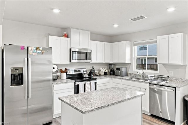 34 Cecelia WAY, Suffolk, VA 23434