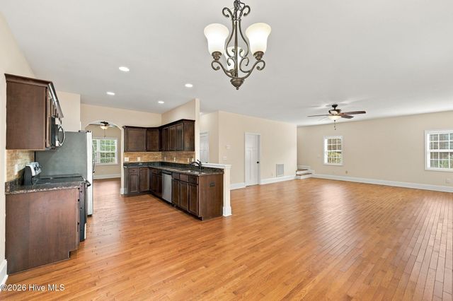 143 Michael Lane, Aberdeen, NC 28315