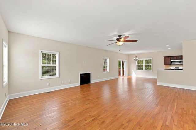 143 Michael Lane, Aberdeen, NC 28315