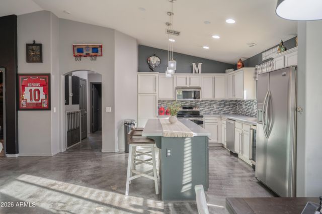 16763 W SHERMAN Street, Goodyear, AZ 85338