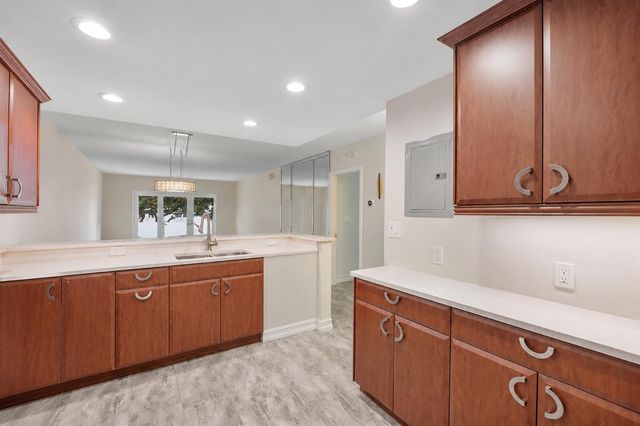 1500 S Ocean Boulevard 207, Lauderdale By The Sea, FL 33062