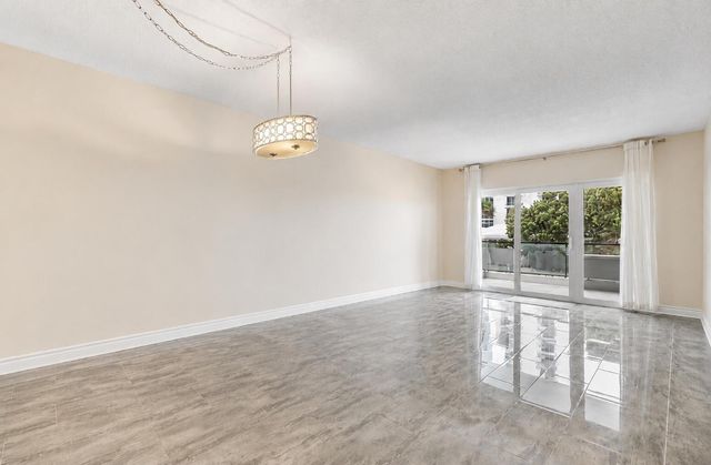 1500 S Ocean Boulevard 207, Lauderdale By The Sea, FL 33062