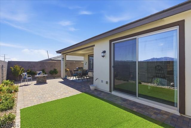 10026 Sangria Sunrise Avenue, Las Vegas, NV 89143