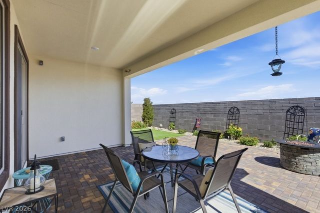 10026 Sangria Sunrise Avenue, Las Vegas, NV 89143